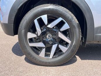 Vauxhall Mokka Electric 50kwh Design Suv 5dr Electric Auto (136 Ps)