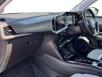 Vauxhall Mokka Electric 50kwh Design Suv 5dr Electric Auto (136 Ps)