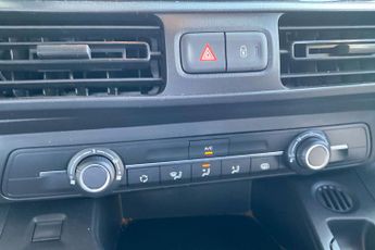 Vauxhall Combo Electric 2300 50kwh Pro Panel Van 5dr Electric Auto L1 (7.4kw Charger) (1
