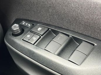 Mazda 2 1.5h Exclusive Line Hatchback 5dr Petrol Hybrid CVT Euro 6 (s/s)