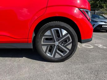 Hyundai Kona 64kwh Premium Suv 5dr Electric Auto (10.5kw Charger) (204 Ps)