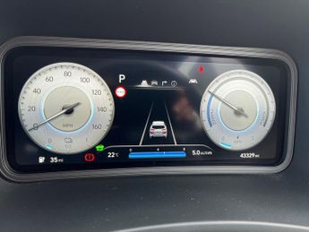 Hyundai Kona 64kwh Premium Suv 5dr Electric Auto (10.5kw Charger) (204 Ps)