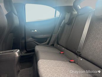 Vauxhall Mokka Electric 50kwh Se Premium Suv 5dr Electric Auto (136 Ps)