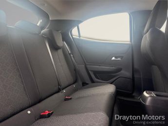 Vauxhall Mokka Electric 50kwh Se Premium Suv 5dr Electric Auto (136 Ps)