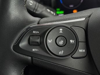 Vauxhall Mokka Electric 50kwh Ultimate Suv 5dr Electric Auto (136 Ps)