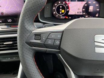 SEAT Leon Estate e Hybrid 1.5 Ehybrid 25.8kwh Fr Estate 5dr Petrol Plug In Hybrid Dsg Euro