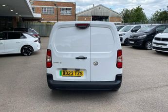 Vauxhall Combo Electric 2300 50kwh Dynamic Crew Van Double Cab 6dr Electric Auto L2 (7.4