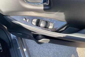 Nissan Leaf 39kwh Tekna Hatchback 5dr Electric Auto (150 Ps)