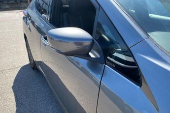Nissan Leaf 39kwh Tekna Hatchback 5dr Electric Auto (150 Ps)