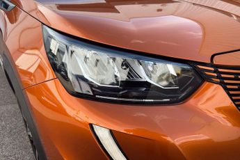 Peugeot E 2008 50kwh Allure Premium Suv 5dr Electric Auto (7kw Charger) (136 Ps