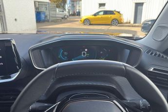 Peugeot E 2008 50kwh Allure Premium Suv 5dr Electric Auto (7kw Charger) (136 Ps