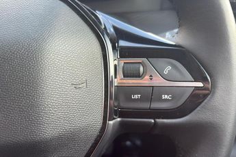 Peugeot E 2008 50kwh Allure Premium Suv 5dr Electric Auto (7kw Charger) (136 Ps