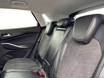 Vauxhall Grandland 1.2 Turbo Ultimate Suv 5dr Petrol Auto Euro 6 (s/s) (130 Ps)