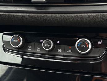 Vauxhall Grandland 1.2 Turbo Ultimate Suv 5dr Petrol Auto Euro 6 (s/s) (130 Ps)