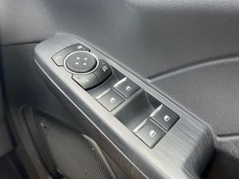 Ford Kuga 2.5 Ecoboost Duratec 14.4kwh St Line Suv 5dr Petrol Plug In Hybr