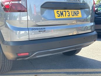 Dacia Jogger 1.6 Hybrid Extreme MPV 5dr Petrol Hybrid Auto Euro 6 (s/s) (140 