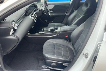 Mercedes Benz A Class 2.0 A180d Amg Line Edition (executive) Hatchback 5dr Diesel 8g D