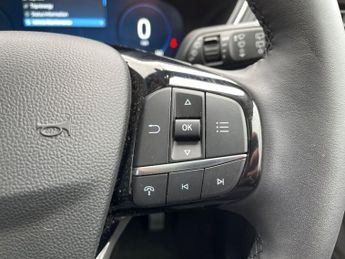 Ford Kuga 2.5 Duratec 14.4kwh Titanium Suv 5dr Petrol Plug In Hybrid CVT E