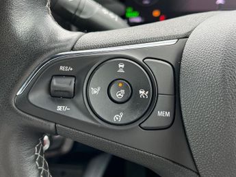 Vauxhall Mokka Electric 50kwh Ultimate Suv 5dr Electric Auto (136 Ps)
