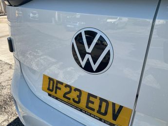 Volkswagen Id. Buzz Cargo Pro 77kwh Commerce Panel Van 5dr Electric Auto (204 Ps)