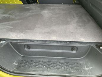 Volkswagen Id. Buzz Cargo Pro 77kwh Commerce Panel Van 5dr Electric Auto (204 Ps)