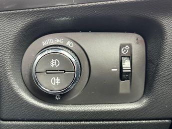 Vauxhall Mokka Electric 50kwh Ultimate Suv 5dr Electric Auto (136 Ps)
