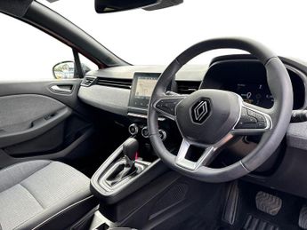 Renault Clio 1.6 E Tech Techno Hatchback 5dr Petrol Hybrid Auto Euro 6 (s/s) 