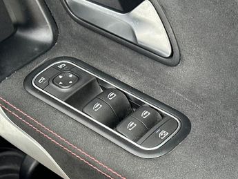 Mercedes Benz A Class Saloon 2.0 A250 Amg Line Saloon 4dr Petrol 7g Dct Euro 6 (s/s) (224 Ps)