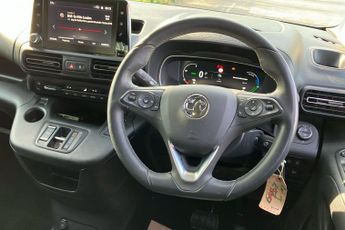 Vauxhall Combo Life Electric 50kwh Ultimate MPV 5dr Electric Auto (7.4kw Charger) (136 Ps)