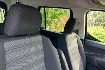 Vauxhall Combo Life Electric 50kwh Ultimate MPV 5dr Electric Auto (7.4kw Charger) (136 Ps)