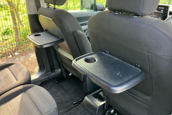 Vauxhall Combo Life Electric 50kwh Ultimate MPV 5dr Electric Auto (7.4kw Charger) (136 Ps)