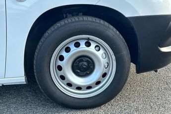 Vauxhall Combo 1.5 Turbo D 2000 Edition Panel Van 4dr Diesel Auto L1 H1 Euro 6 