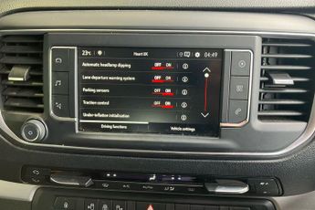 Vauxhall Vivaro Life Electric 50kwh Ultimate MPV 5dr Electric Auto Lwb (8 Seat, 7.4kw Charger)