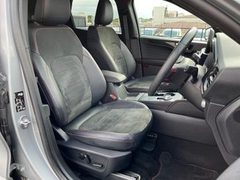 Ford Kuga 2.5 Duratec 14.4kwh St Line X Edition Suv 5dr Petrol Plug In Hyb