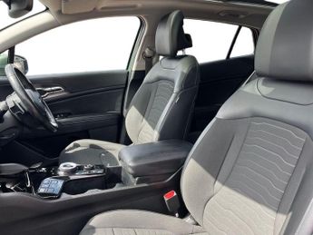 Kia Sportage 1.6 H T Gdi 4 Suv 5dr Petrol Hybrid Auto Euro 6 (s/s) (226 Bhp)