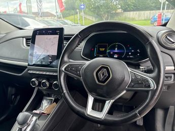 Renault Zoe R135 Ev50 52kwh Iconic Hatchback 5dr Electric Auto (boost Charge