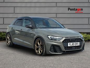 Audi A1 1.5 Tfsi 35 S Line Contrast Edition Sportback 5dr Petrol S Troni