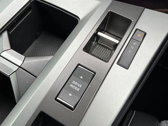 Vauxhall Grandland Electric 73kwh Gs Suv 5dr Electric Auto (213 Ps)