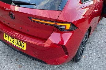 Vauxhall Astra 1.2 Turbo Ultimate Hatchback 5dr Petrol Auto Euro 6 (s/s) (130 P