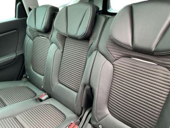 Renault Grand Scenic 1.3 Tce Signature MPV 5dr Petrol Edc Euro 6 (s/s) (140 Ps)