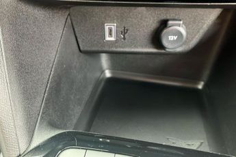 Vauxhall Corsa Electric 50kwh Yes Hatchback 5dr Electric Auto (136 Ps)