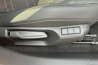 Vauxhall Corsa Electric 50kWh Ultimate Hatchback 5dr Electric Auto (136 ps)