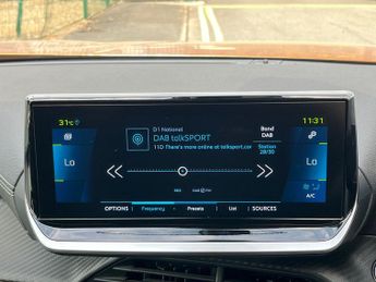 Peugeot E 2008 50kwh Gt Premium Suv 5dr Electric Auto (7kw Charger) (136 Ps)