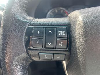 Toyota Hilux 2.4 D 4d Invincible Pickup Double Cab 4dr Diesel Auto 4wd Euro 6