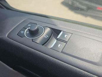 Ford E Transit Custom 320 65kwh Limited Panel Van 5dr Electric Auto L1 H1 (136 Ps)