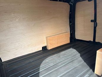 Ford E Transit Custom 320 65kwh Limited Panel Van 5dr Electric Auto L1 H1 (136 Ps)
