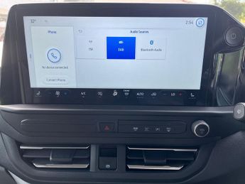 Ford E Transit Custom 320 65kwh Limited Panel Van 5dr Electric Auto L1 H1 (136 Ps)