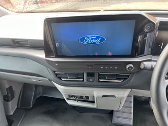 Ford E Transit Custom 320 65kwh Limited Panel Van 5dr Electric Auto L1 H1 (136 Ps)