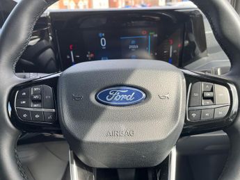Ford E Transit Custom 320 65kwh Limited Panel Van 5dr Electric Auto L1 H1 (136 Ps)