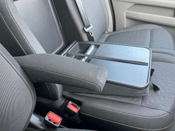 Ford E Transit Custom 320 65kwh Limited Panel Van 5dr Electric Auto L1 H1 (136 Ps)